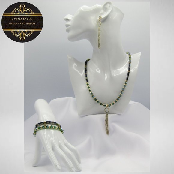 GREEN RHINESTONE TASSEL Beaded Jewelry Set - Picture 1 of 5